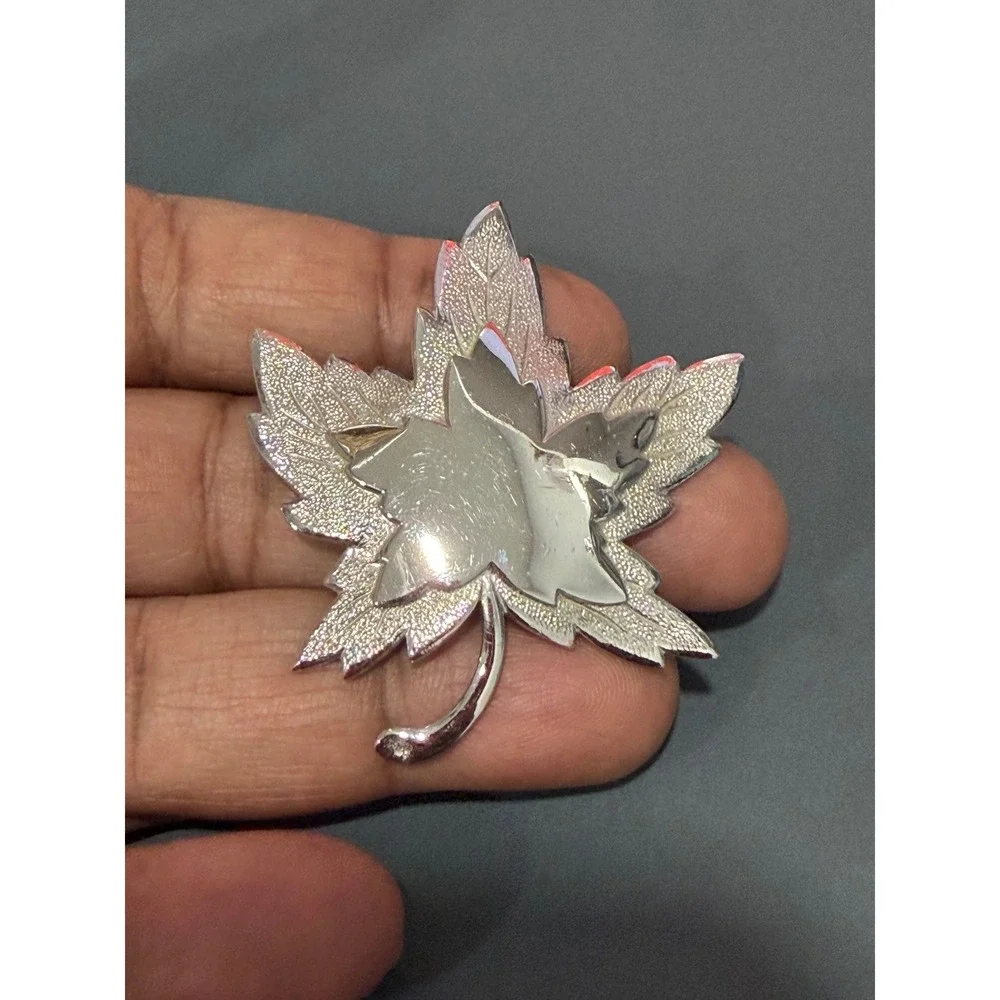 Monet Maple Leaf Brooch Silver Tone Layered Vintage Textured High Polished Pin